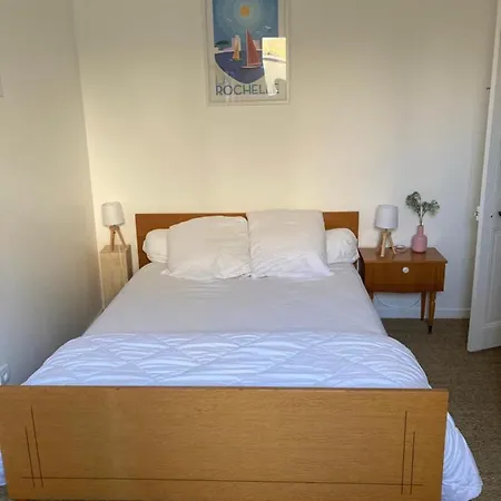 Location La Rochelle 度假居 Saint-Xandre